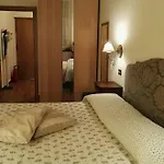 San Lorenzo 21 * جنوة